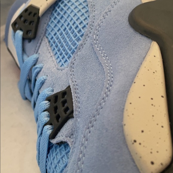 Air Jordan 4 University Blue Men’s Size 11. main image 4